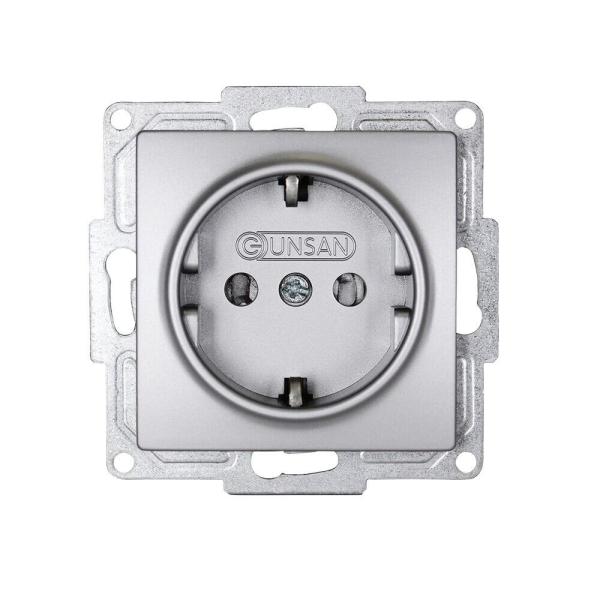 Gunsan Visage Steckdose mit erhöhtem Berührungsschutz Silber